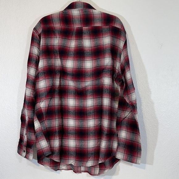 Croft & Barrow Red Plaid Long Sleeve Button Front Flannel 100% Cotton Extra Soft - Picture 4 of 8